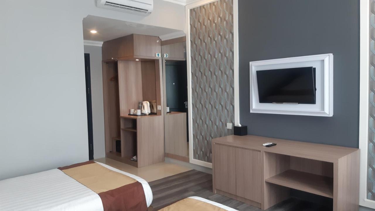 Luminor Hotel Palembang By Wh Free Massage 10 Minutes Bagian luar foto