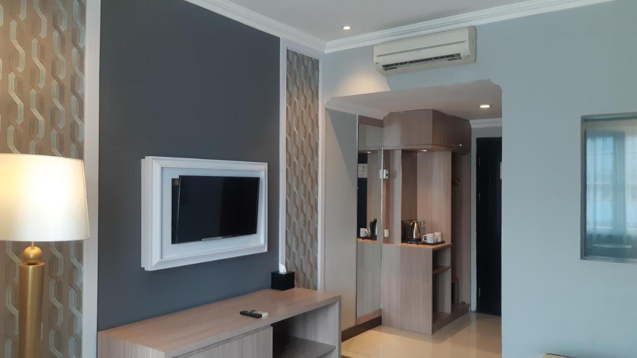 Luminor Hotel Palembang By Wh Free Massage 10 Minutes Bagian luar foto