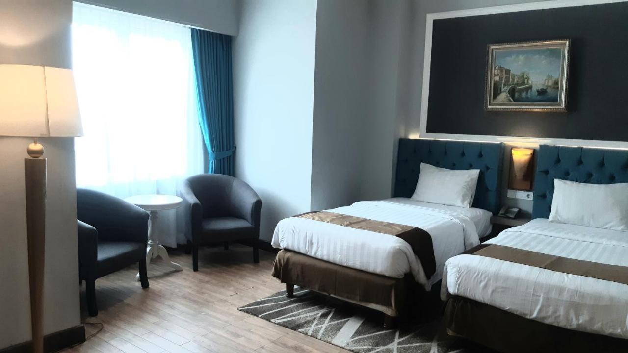 Luminor Hotel Palembang By Wh Free Massage 10 Minutes Bagian luar foto