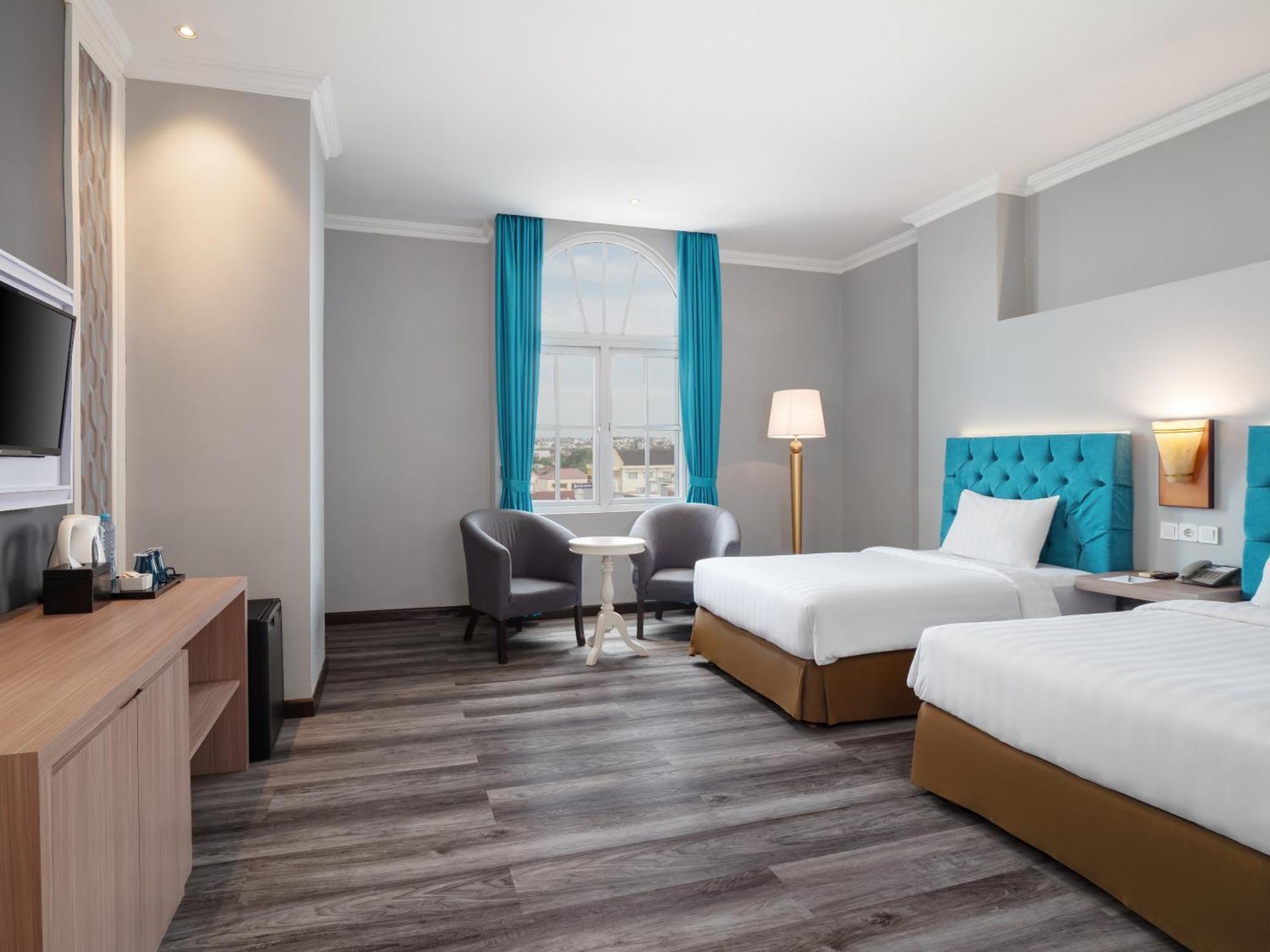 Luminor Hotel Palembang By Wh Free Massage 10 Minutes Bagian luar foto